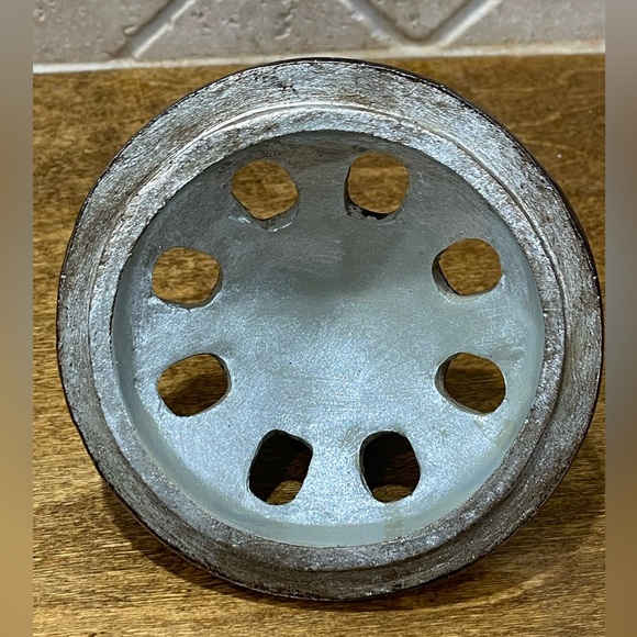 Vintage filigree crackled glass vanity jar. - Picture 9 of 9